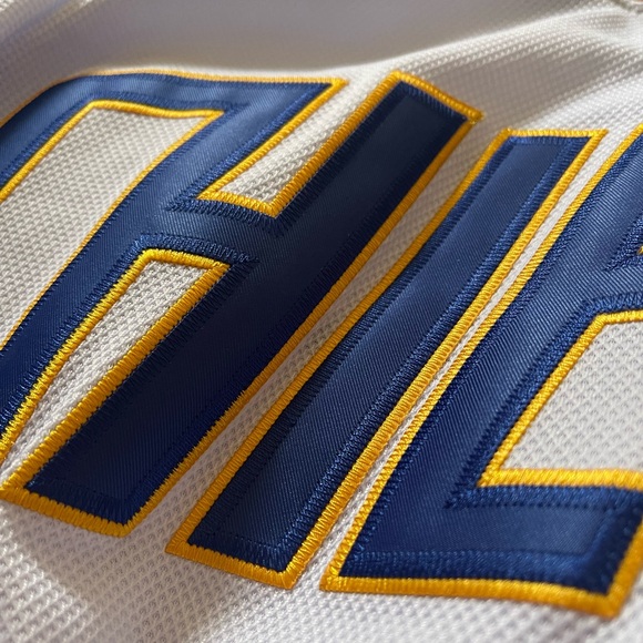 Charlestown Chiefs Mad Bros White Hockey Jersey Hanson #17 Size XXXL Fight Strap - Picture 10 of 15